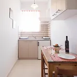 Erato * Petalídhion