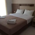 Erato Apartment *