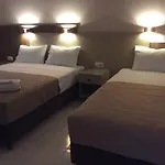 Erato * Petalídhion