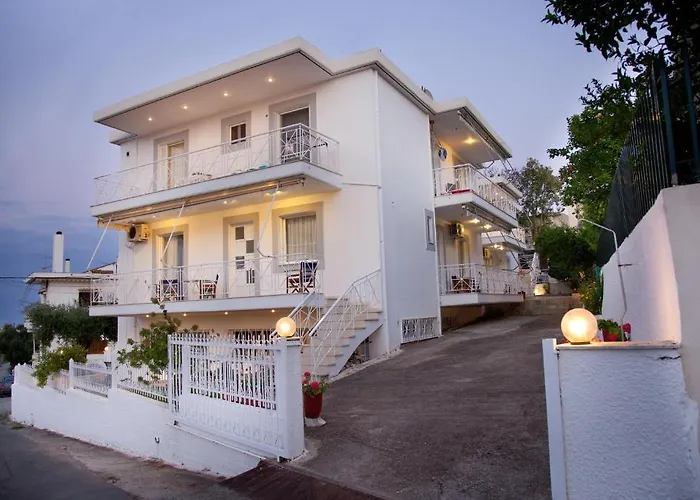 شقة Erato Petalídhion